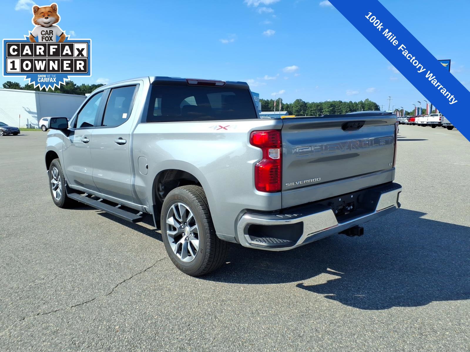 Used 2024 Chevrolet Silverado 1500 LT AWD/4WD image 3