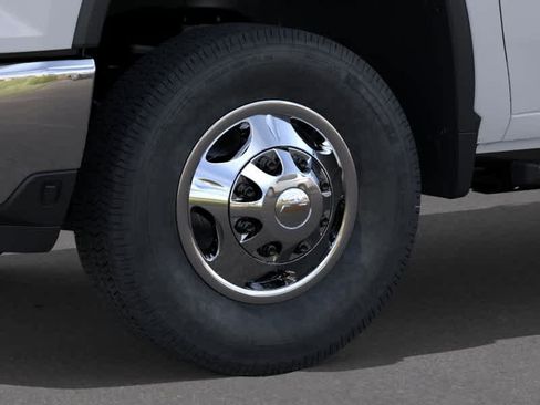 New 2026 Chevrolet Silverado 3500 LT w/ Safety Package AWD/4WD image 9