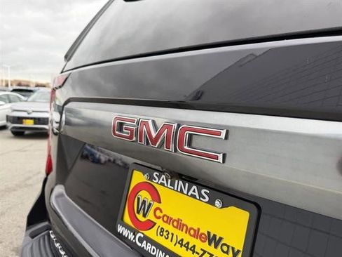 Used 2022 GMC Yukon AT4 image 11