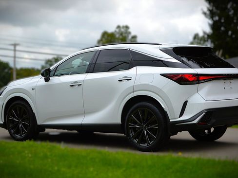 Used 2024 Lexus RX 350 AWD image 7