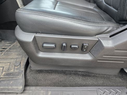 Used 2014 Ford F150 Lariat w/ Equipment Group 502A Luxury image 20