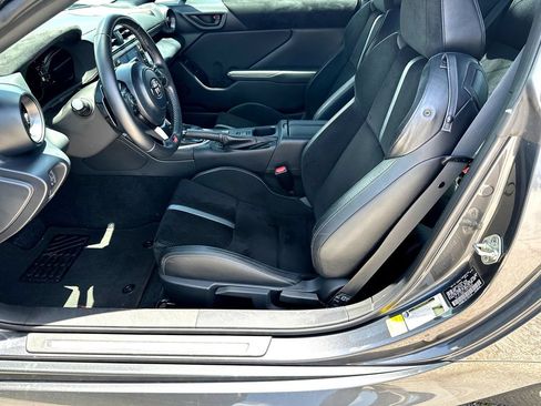 Used 2024 Toyota GR86 Premium RWD image 11
