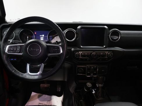 Used 2022 Jeep Wrangler Unlimited Sahara w/ Cold Weather Group image 15