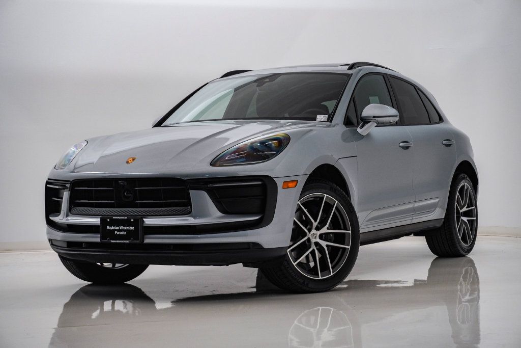 Certified 2026 Porsche Macan AWD/4WD image 1