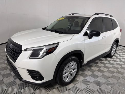 Used 2023 Subaru Forester image 9