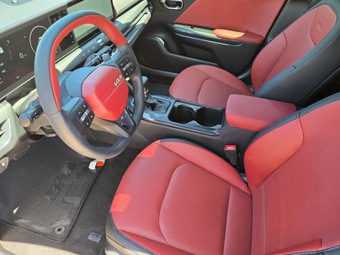 New 2026 Kia K4 GT-Line FWD image 10