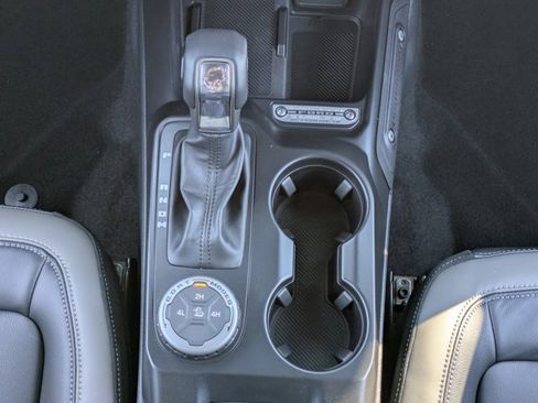 New 2025 Ford Bronco Outer Banks image 22