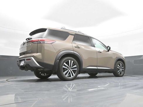 Used 2023 Nissan Pathfinder Platinum w/ Cargo Package AWD/4WD image 41