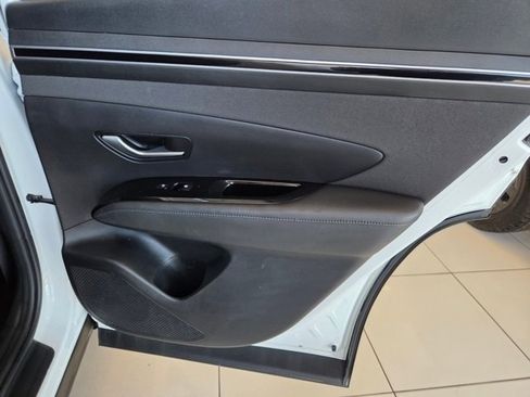 Used 2024 Hyundai Tucson Limited image 25