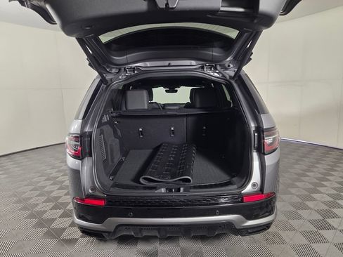 Used 2023 Land Rover Discovery Sport SE R-Dynamic AWD/4WD image 28