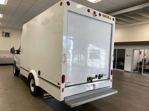 New 2025 Ford E-350 and Econoline 350 Super Duty w/ Power Equipment Group image 5