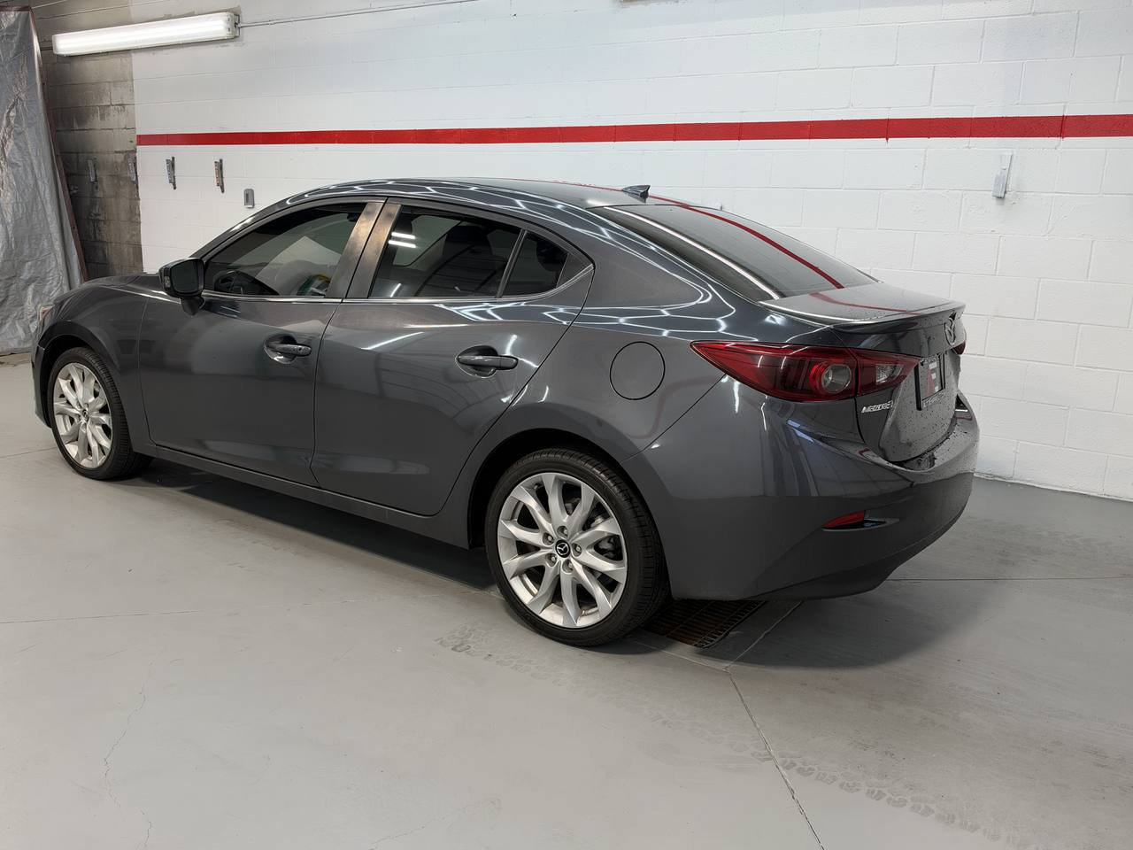 Used 2014 MAZDA MAZDA3 s Grand Touring w/ Technology Package FWD image 6