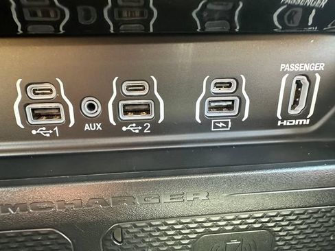 Used 2025 RAM 1500 Tungsten AWD/4WD image 18