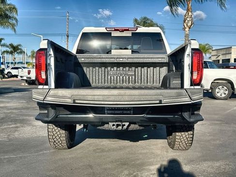 New 2026 GMC Sierra 1500 AT4X image 27