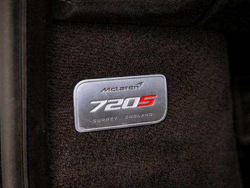 Used 2019 McLaren 720S Performance RWD image 26
