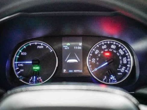 Used 2021 Toyota RAV4 LE w/ Carpet Mat Package (TMS) image 24