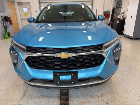 New 2026 Chevrolet Trax LT w/ Driver Confidence Package image 5