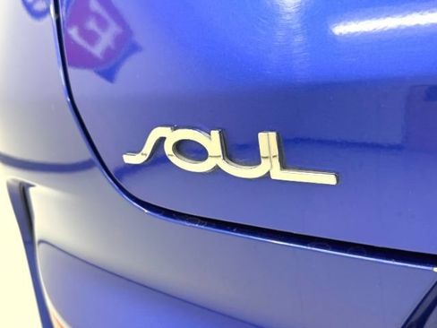 Used 2020 Kia Soul GT-Line FWD image 10