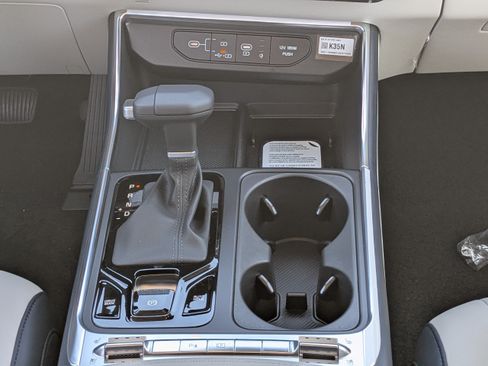 New 2026 Kia Carnival SX FWD image 25
