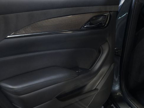 Used 2016 Cadillac CTS V w/ Luxury Package RWD image 28