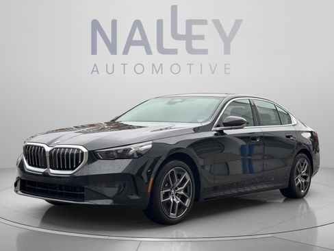 Used 2026 BMW 530i image 1