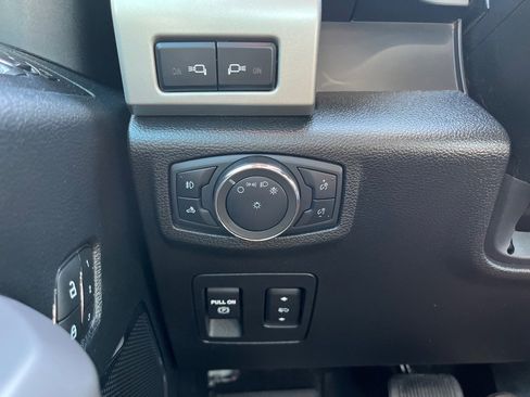 Used 2020 Ford F150 Lariat w/ Equipment Group 502A Luxury image 30