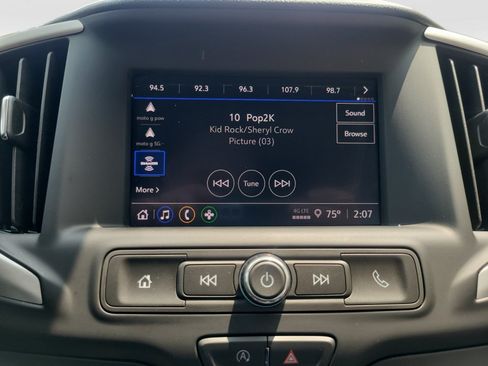 Used 2022 GMC Terrain SLE w/ Driver Convenience Package FWD image 21