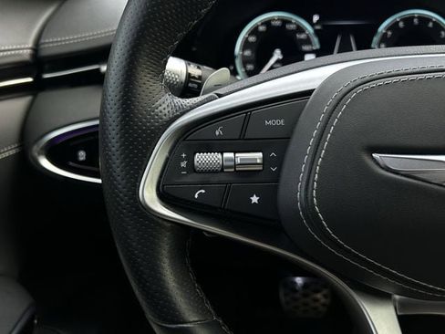 Used 2025 Genesis GV70 3.5T Sport w/ Sport Prestige Package image 15