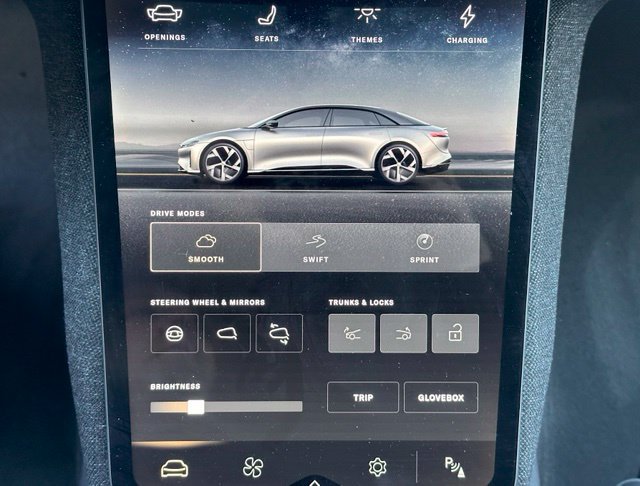 Used 2023 Lucid Air Touring AWD/4WD image 21