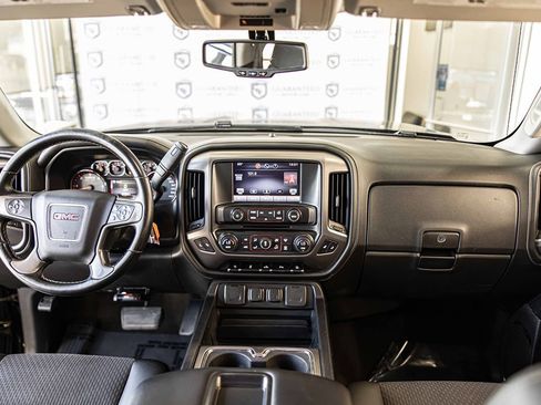 Used 2015 GMC Sierra 1500 SLE image 36