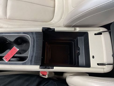 Used 2015 Chrysler 200 C w/ Navigation & Sound Group I image 47