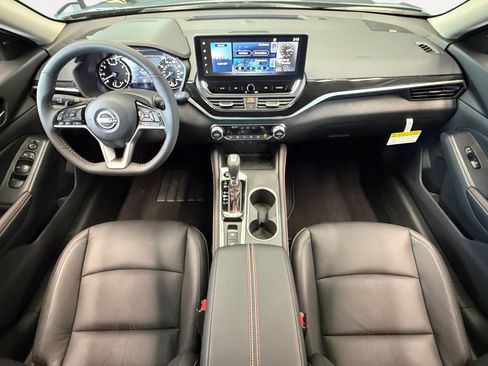 New 2026 Nissan Altima 2.5 SR FWD image 16