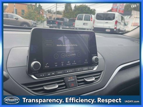 Certified 2025 Nissan Altima 2.5 S image 27