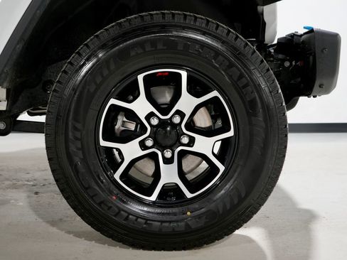 Used 2021 Jeep Wrangler Unlimited Rubicon 4xe w/ Steel Bumper Group image 28