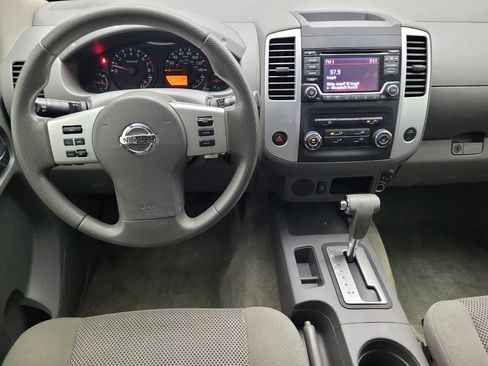Used 2018 Nissan Frontier SV image 22