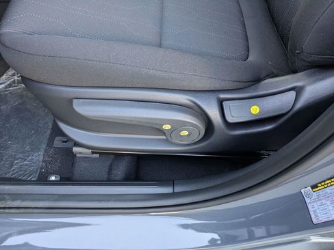 New 2026 Hyundai Venue SE image 15