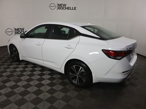 Certified 2022 Nissan Sentra SV w/ All-Weather Package image 8