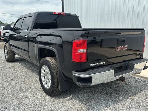Used 2015 GMC Sierra 1500 SLE w/ SLE Value Package AWD/4WD image 3