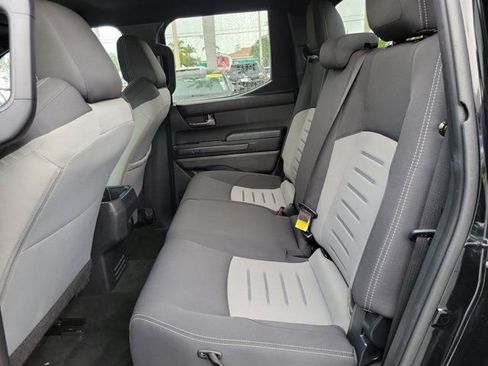 Used 2024 Toyota Tacoma TRD Off-Road image 7