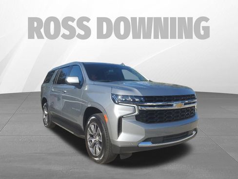 Used 2024 Chevrolet Suburban LS image 3