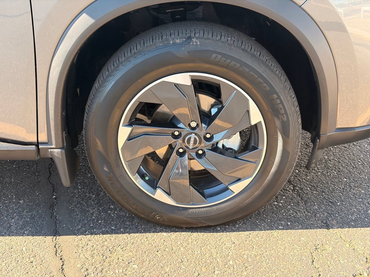 Certified 2026 Nissan Rogue SV w/ SV Premium Package AWD/4WD image 10