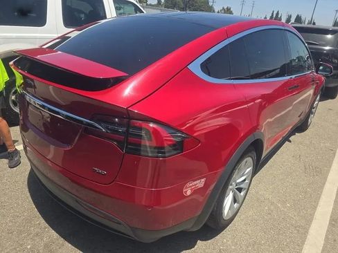 Used 2016 Tesla Model X 75D AWD/4WD image 2