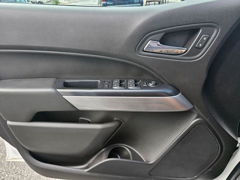 Used 2017 Chevrolet Colorado LT w/ LT Convenience Package AWD/4WD image 30
