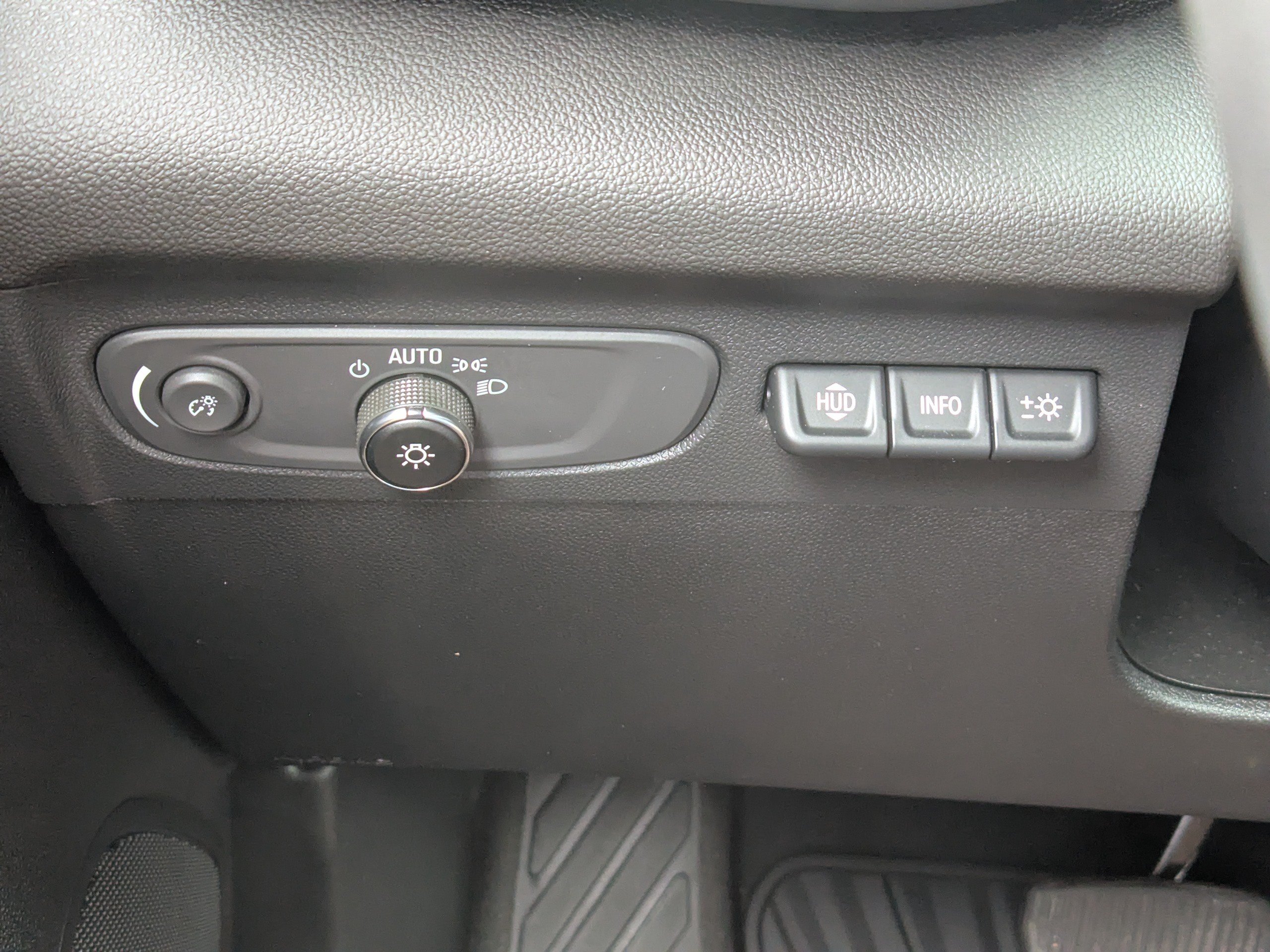 Certified 2023 Buick Envision Avenir AWD/4WD image 32