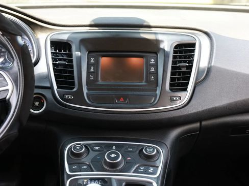 Used 2015 Chrysler 200 Limited w/ Convenience Group FWD image 35