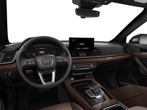 Certified 2023 Audi Q5 2.0T Premium Plus w/ Premium Plus Package AWD/4WD image 3