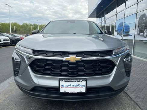 Certified 2024 Chevrolet Trax LS w/ Driver Confidence Package FWD image 28
