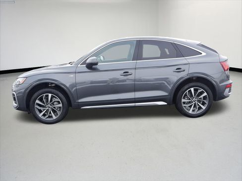 Used 2023 Audi Q5 2.0T Premium Plus w/ Premium Plus Package image 2