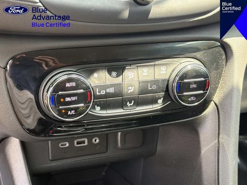 Used 2023 Buick Encore GX Select w/ Sport Touring Package FWD image 28