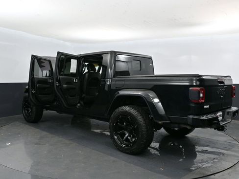 Used 2021 Jeep Gladiator Overland image 52